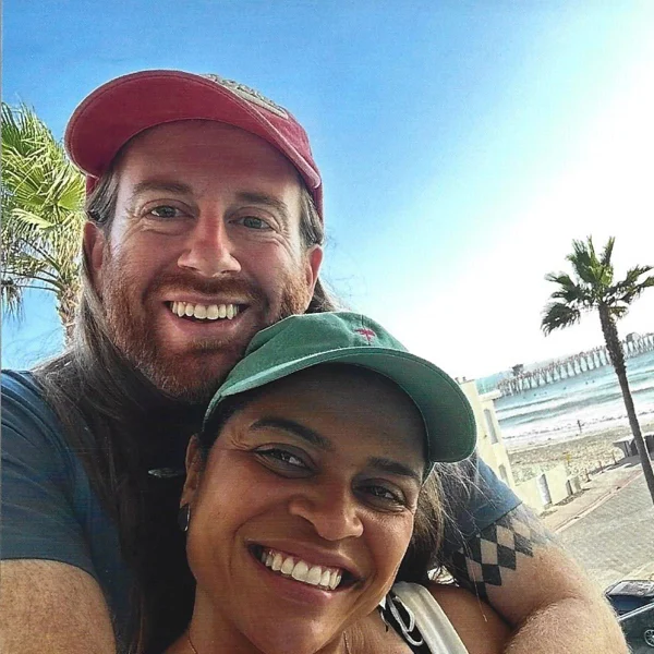 Cineasta brasileira desaparece após detenção migratória nos EUA