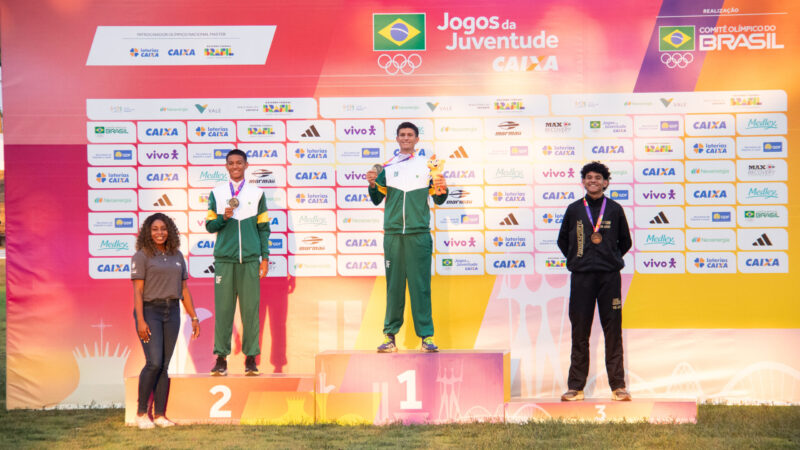Dobradinha brasiliense nos 800 m masculino é destaque durante os Jogos da Juventude