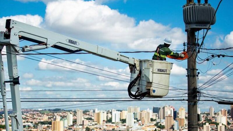 Incêndios florestais impactaram rede elétrica e causaram apagão no DF