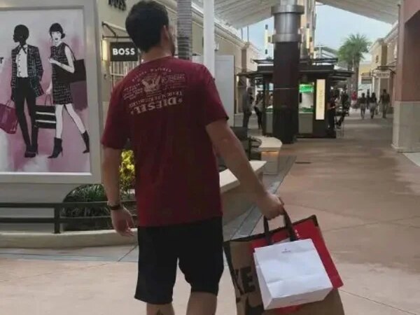 Felipe Neto se pronuncia após viagem aos Estados Unidos