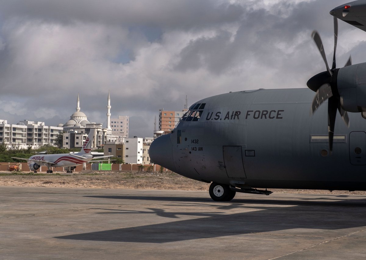 Terroristas atacam militares dos EUA em aeroporto na Somália
