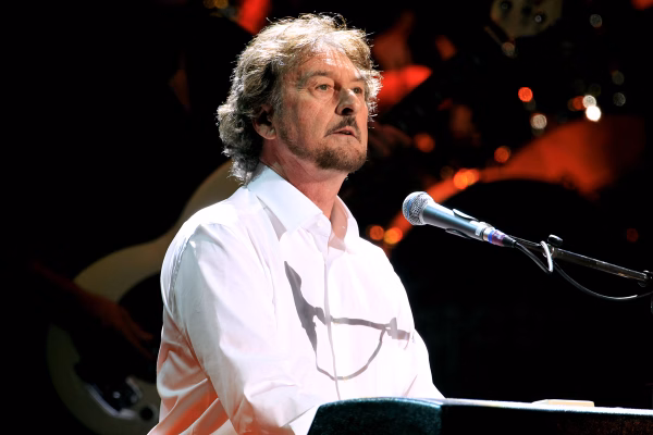 Morre Rick Davies, vocalista do Supertramp, aos 81 anos