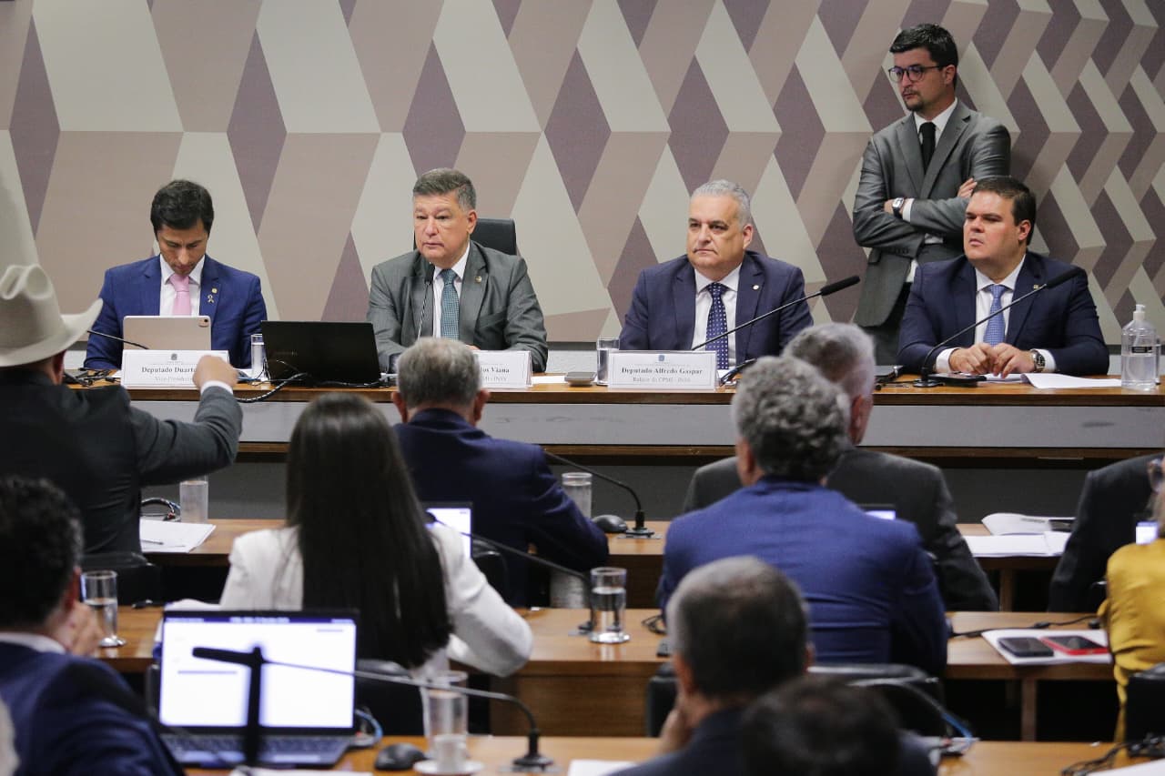 Iniciada, CPMI do INSS tem desafio de manter relevância no semestre
