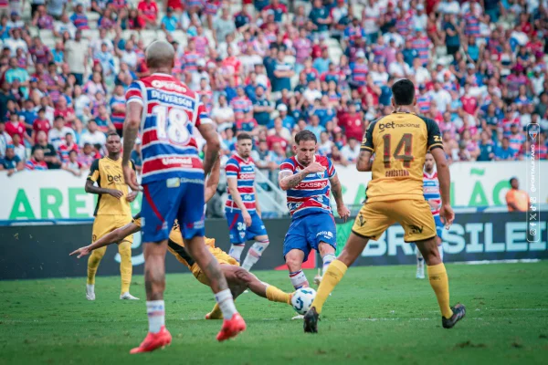 No duelo de desesperados, Fortaleza vence Sport pelo Brasileirão
