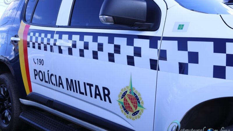 Homem atira em jovem troca tiro com a polícia e foge na Estrutural. Vídeo
