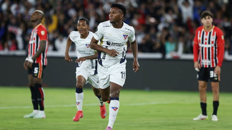 LDU derrota São Paulo por 2 x 0 pelas quartas de final da Libertadores