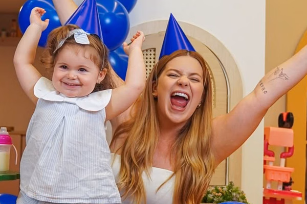 Vídeo: Viih Tube se emociona com declaração da filha, Lua
