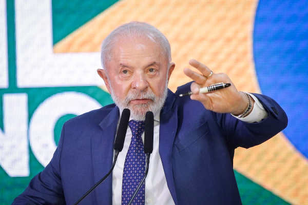 Lula diz que vetará anistia a Bolsonaro se Congresso aprovar