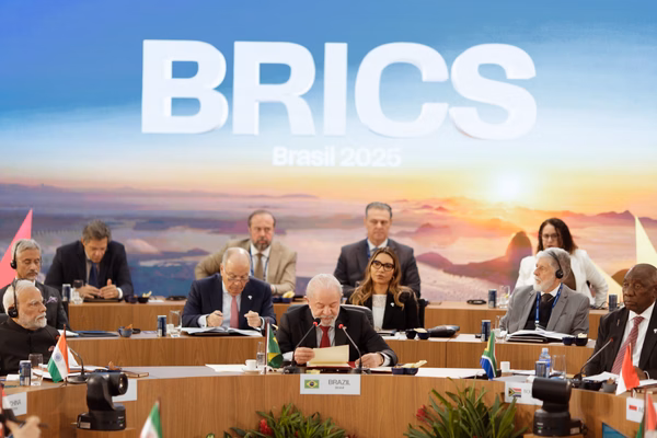 Lula reúne países do Brics para discutir o tarifaço de Trump Planalto