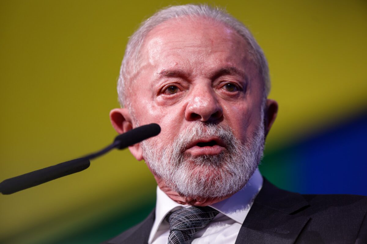 Lula diz que Bolsonaro sabe as “burrices” que fez: “Não é inocente”