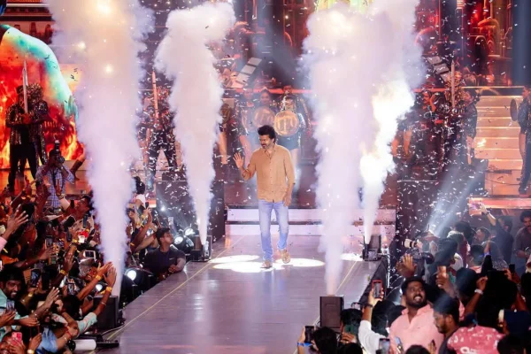 Comício de ator famoso da Índia termina com 38 mortos e 50 feridos