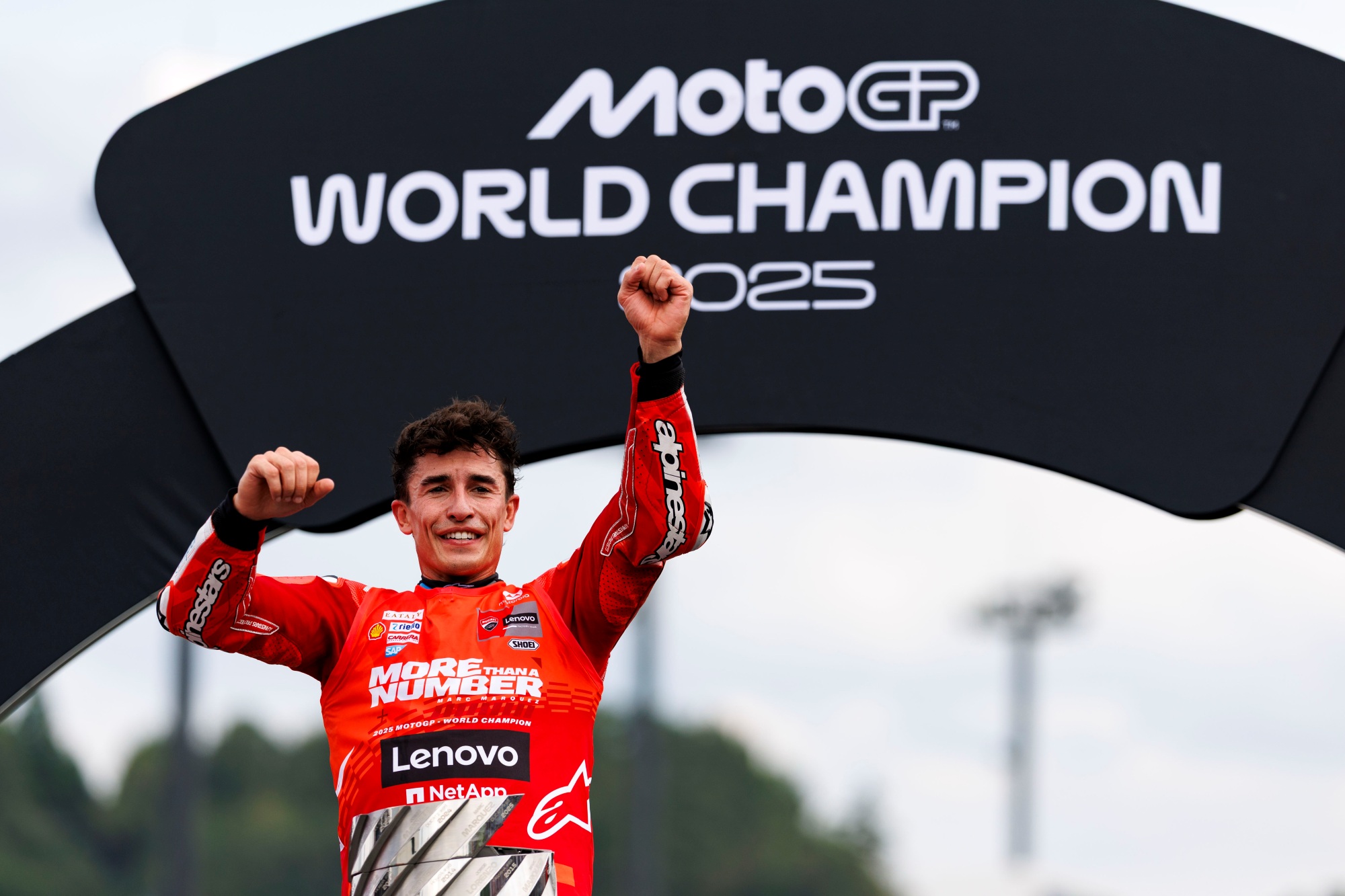 Marc Márquez dá a volta por cima para conquistar o hepta da MotoGP
