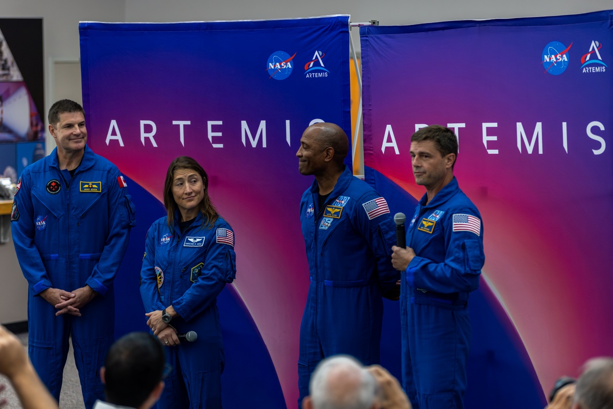 Nasa quer enviar missão à órbita da Lua no começo de 2026