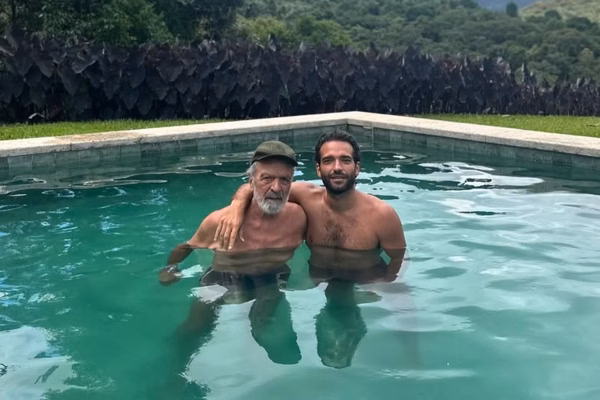 Humberto Carrão se inspirou na luta do pai contra câncer em Vale Tudo