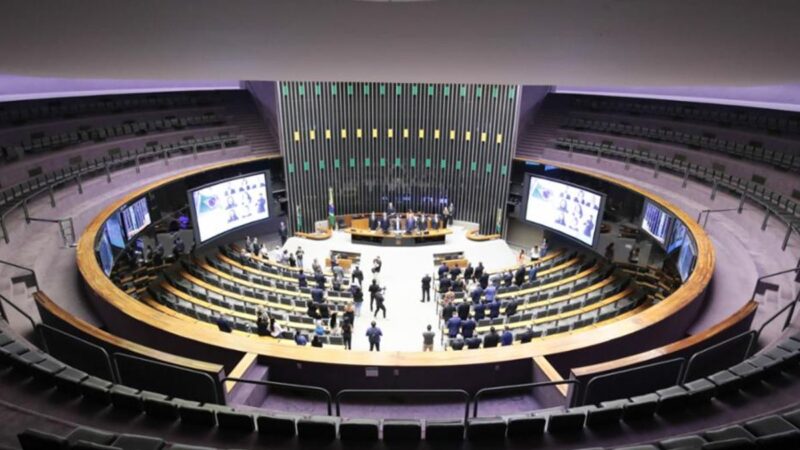 Saiba como votou cada deputado no 2º turno da PEC da Blindagem