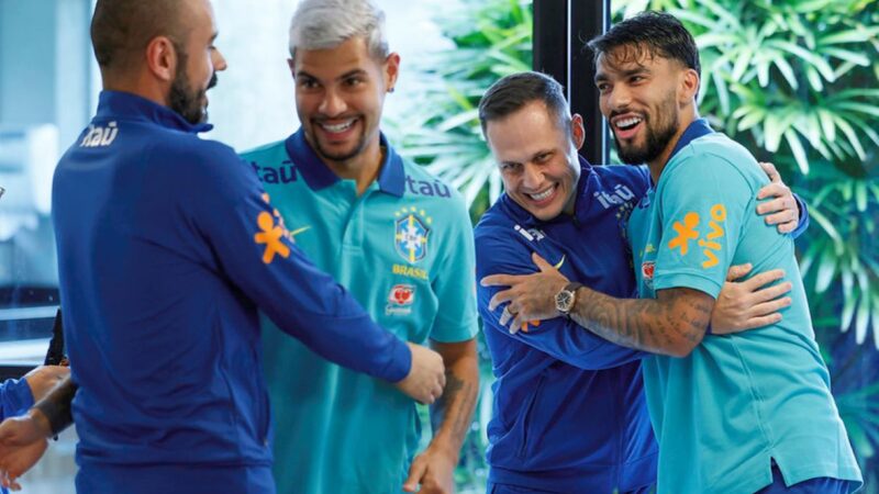 Seleção Brasileira se apresenta na Granja Comary. Veja vídeo