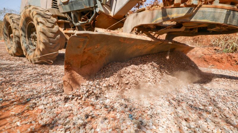 GDF recupera estrada vicinal em área rural de Sobradinho e beneficia cerca de 3 mil moradores da região