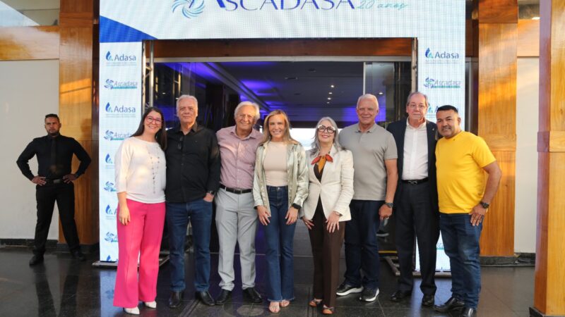 Adasa celebra 21 anos com homenagens e reconhecimento institucional