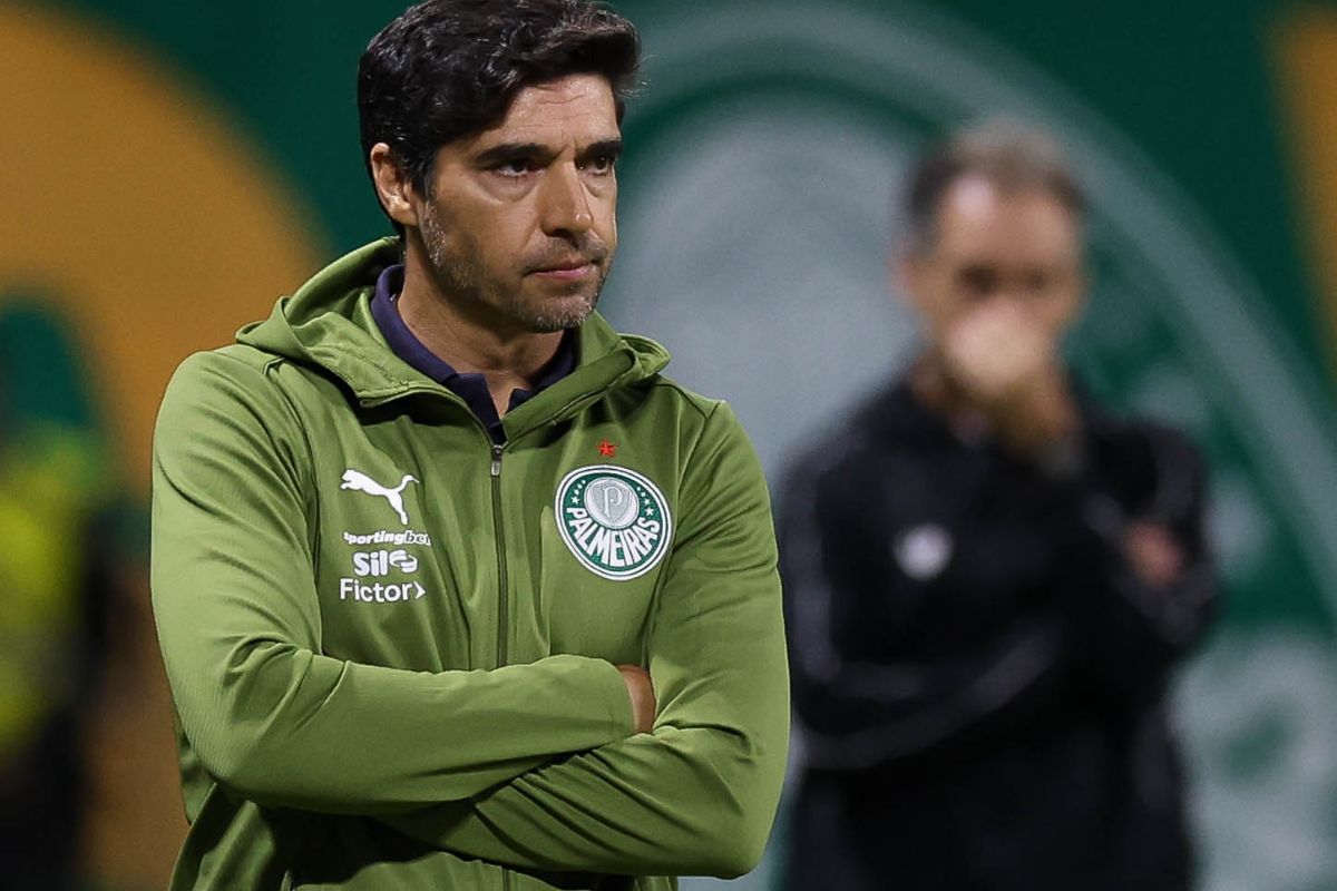 Abel Ferreira critica calendário apertado do futebol brasileiro. Veja