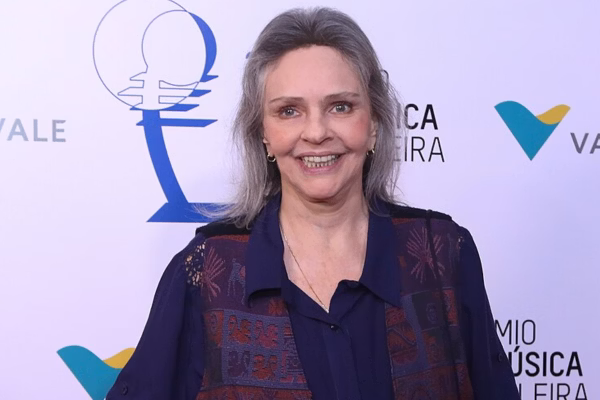 Morre Angela Ro Ro, ícone da MPB, aos 75 anos