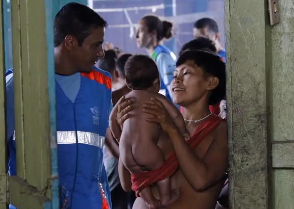 Primeiro centro de saúde indígena na terra Yanomami começa a funcionar