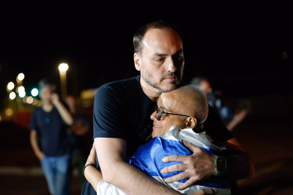 “Sentimento de injustiça”, diz Carlos sobre julgamento de Bolsonaro