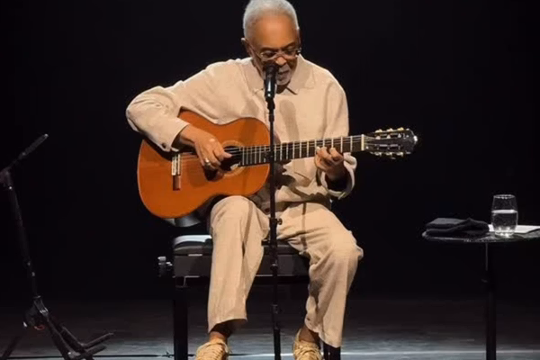 Gilberto Gil faz reflexão sobre luto por Preta Gil: “A gente canta”