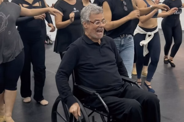 Carlinhos de Jesus sobre futuro após diagnóstico: “Penso no amanhã”
