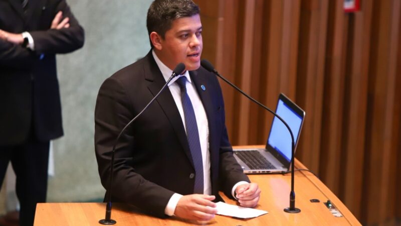 CLDF encaminha pedido de suspensão de Daniel Donizet à corregedoria
