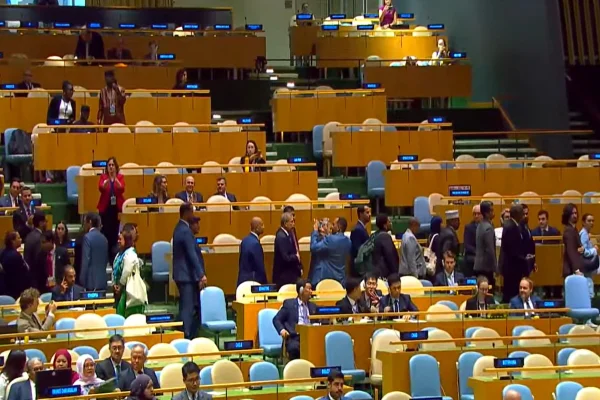 Delegação do Brasil segue protesto a Netanyahu e deixa plenário da ONU