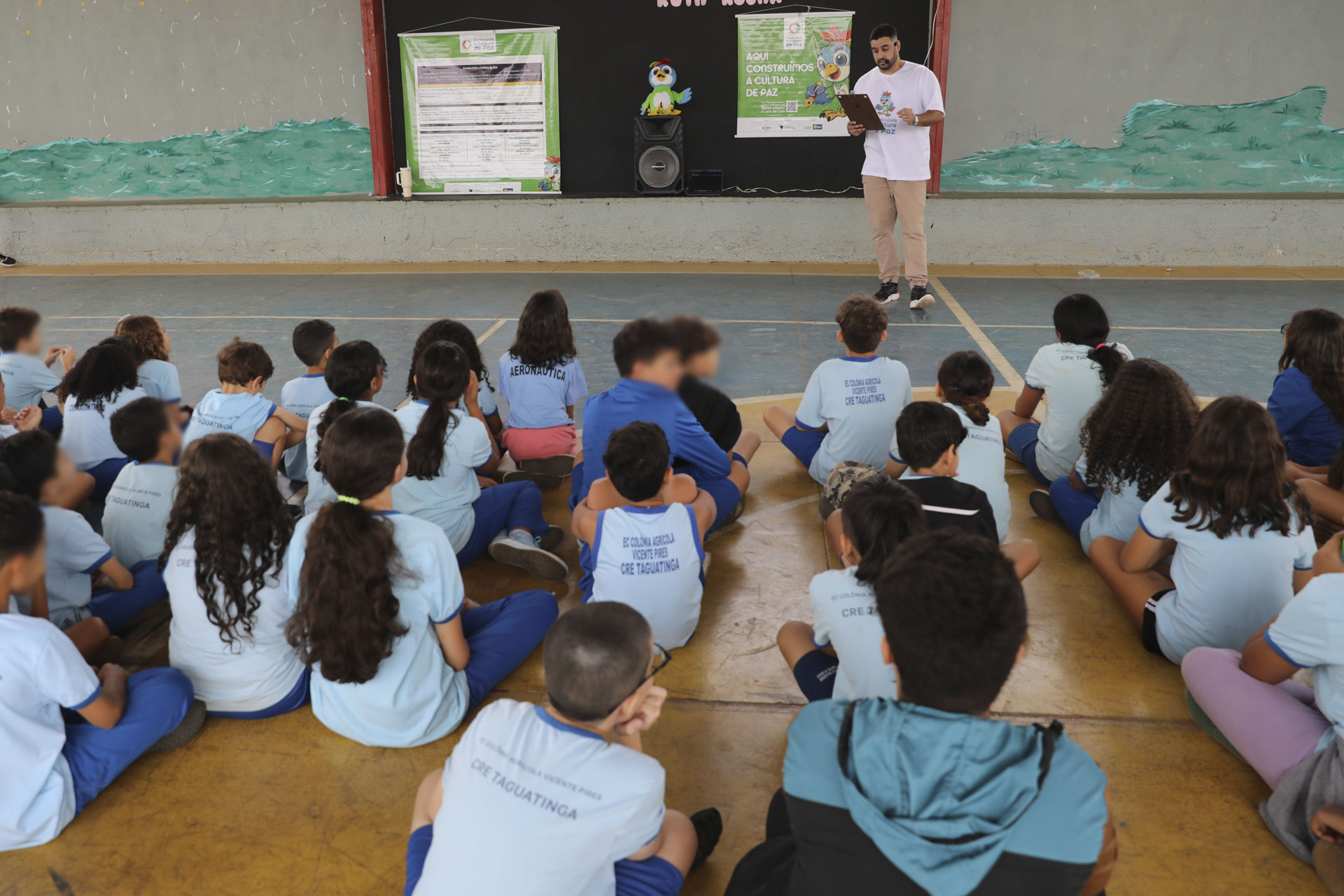 Projeto Cultura de Paz leva oficina de hip-hop a alunos de escola pública em Vicente Pires
