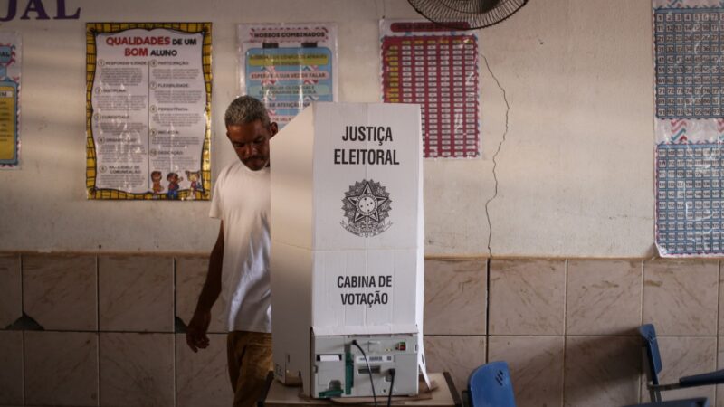 Com voto de Alcolumbre, Senado aprova mudar a Lei da Ficha Limpa