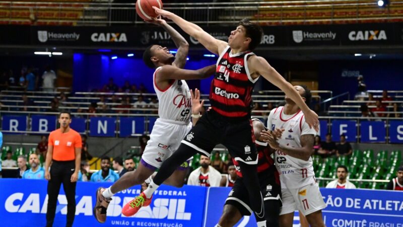 Flamengo vence Pato Basquete e vai à semifinal