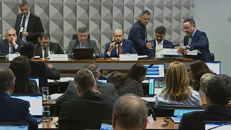 CPMI do INSS convida ministro de Lula e ex-secretário de Bolsonaro