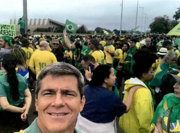 General que assumiu plano para matar Lula pede visita de familiares
