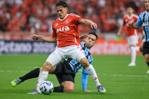 Felipão dispara contra árbitro do Gre-Nal 448: “Enfiou a faca e girou”