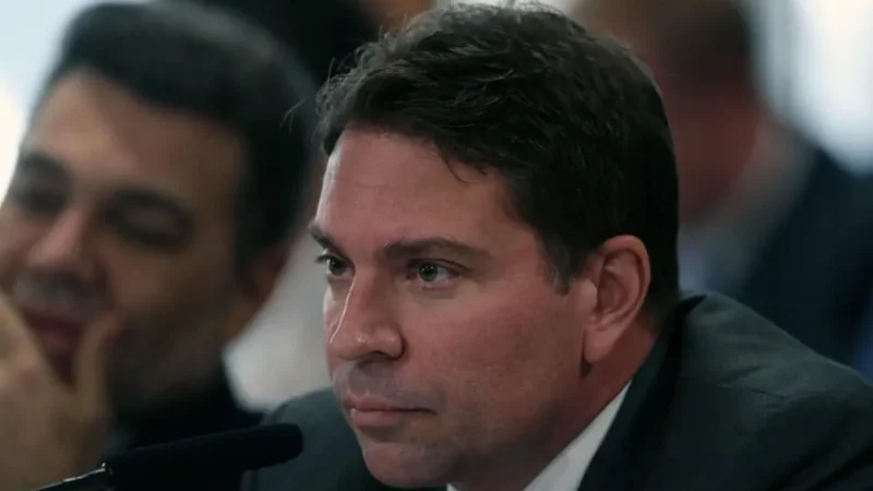 Perda do mandato de Ramagem pode abrir novo atrito entre Câmara e STF