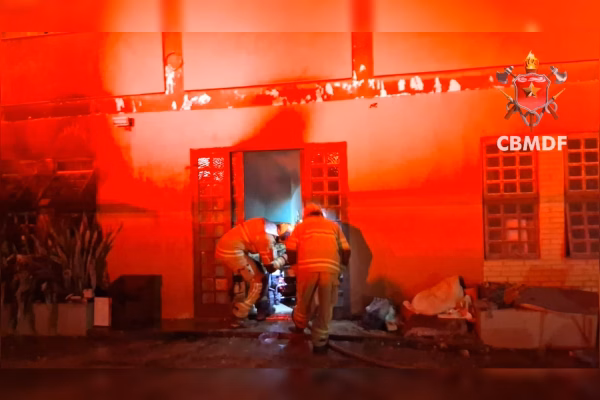 Neto de homem morto em incêndio no DF viu casa ser tomada pelas chamas