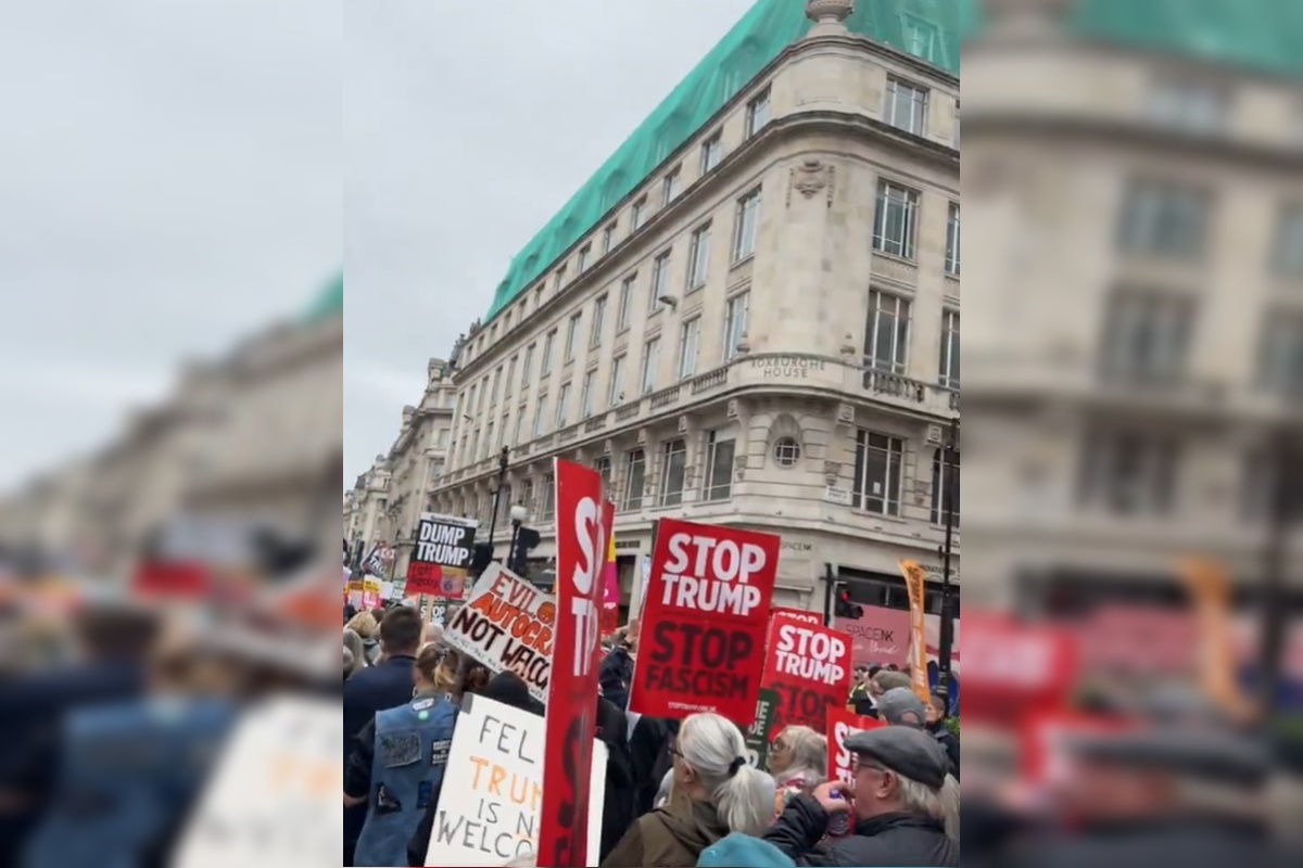 Manifestantes protestam contra visita de Trump à Inglaterra. Vídeo