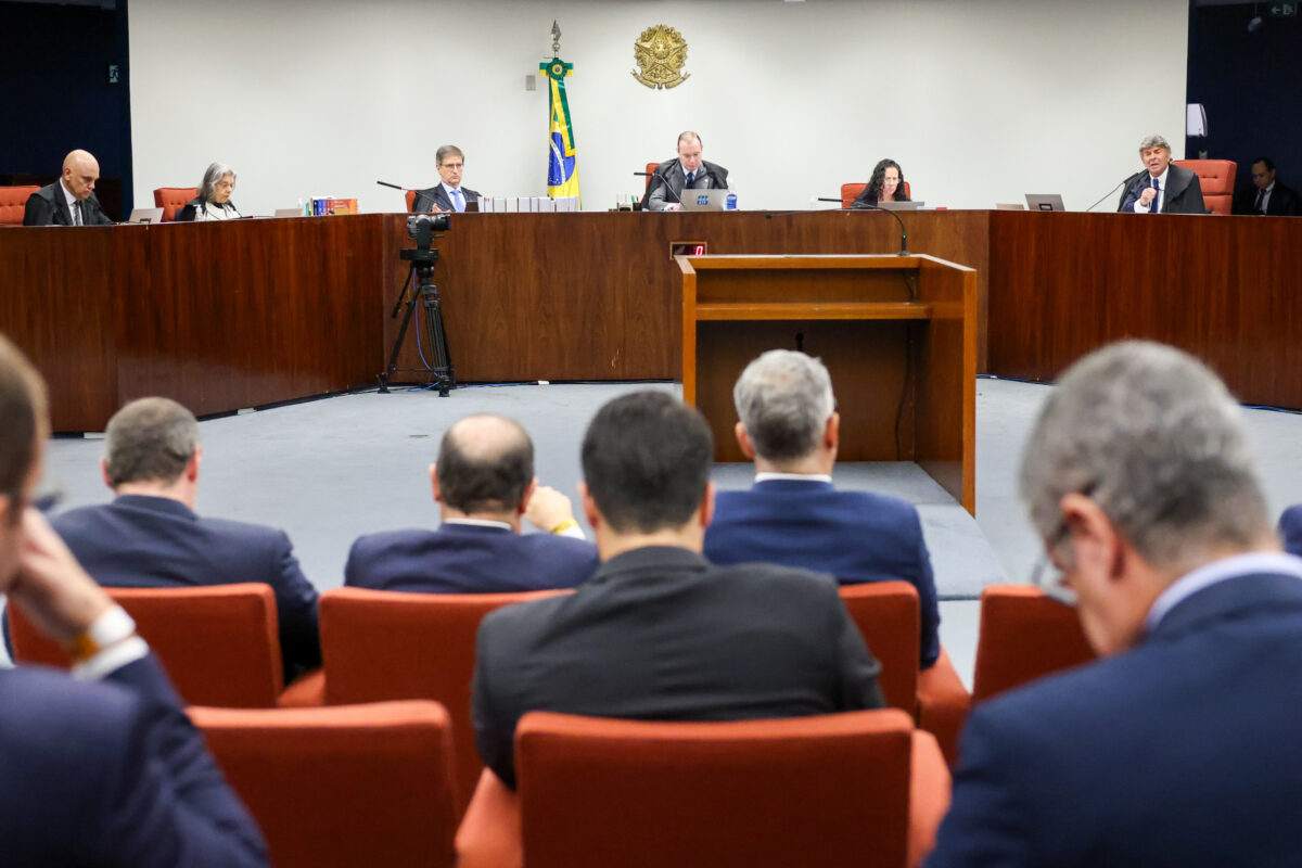 STF avança e deve marcar julgamento de novos réus da trama golpista