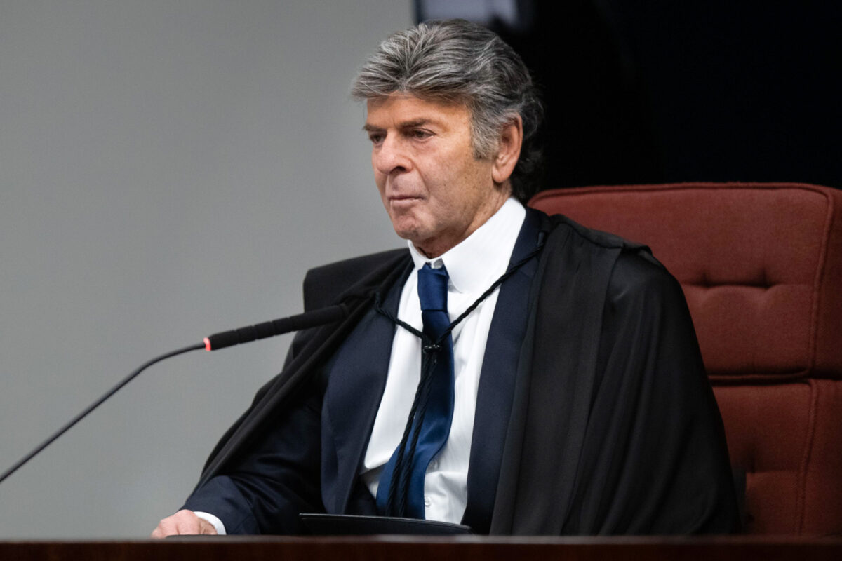 Ao começar voto sobre Bolsonaro, Fux diz que crime precisa ser provado