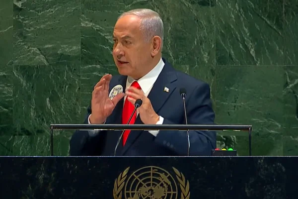 Netanyahu na ONU: “Dar Estado aos palestinos é como dar à Al Qaeda”