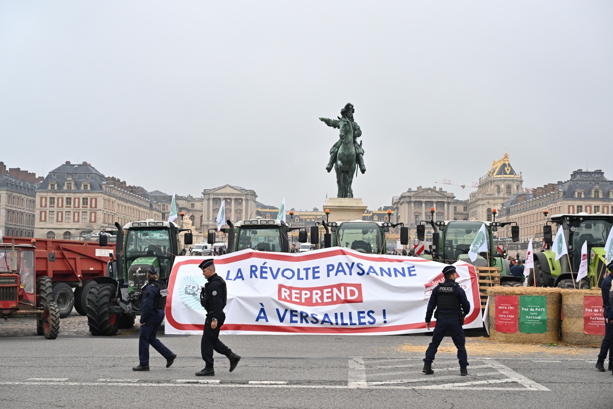 Agricultores pressionam Macron contra acordo que favorece o Mercosul