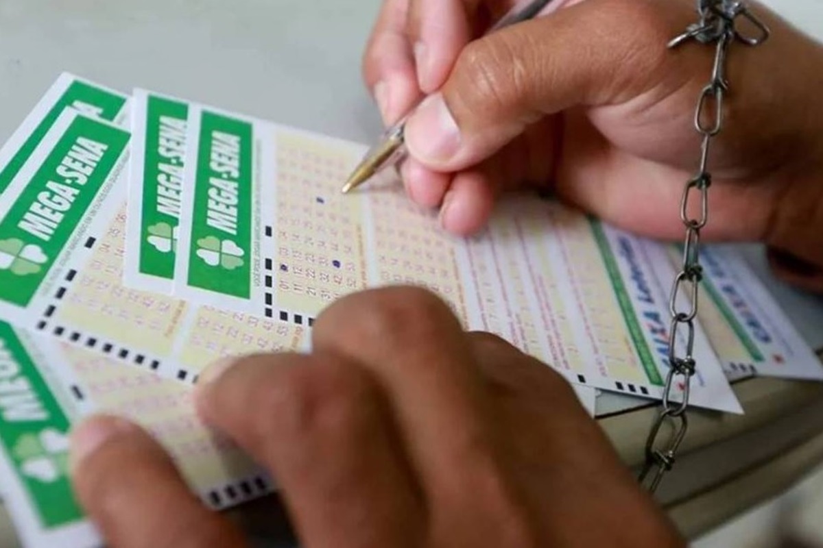 Bora de quina? Três apostas do DF acertam 5 números na Mega-Sena