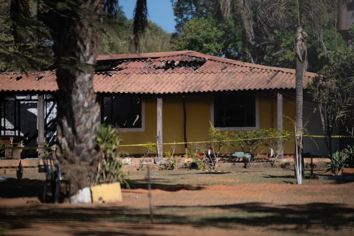 Internos trancados e trabalho forçado. Veja relatos de clínica clandestina