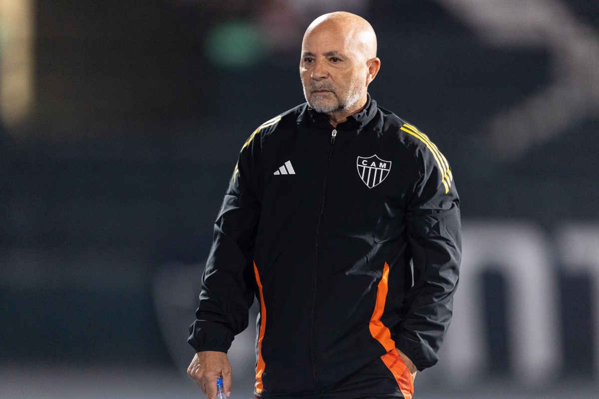 “Tem que melhorar muito”, diz Sampaoli sobre temporada do Galo