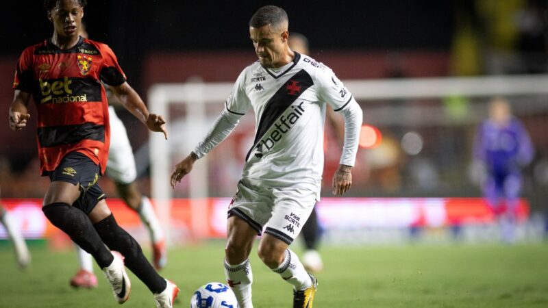 Vasco vence Sport na Ilha e sai da zona de rebaixamento no Brasileirão