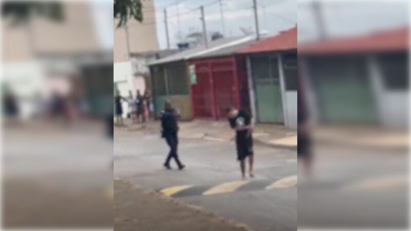 Vídeo: armado com faca, adolescente é imobilizado com taser pela PMDF