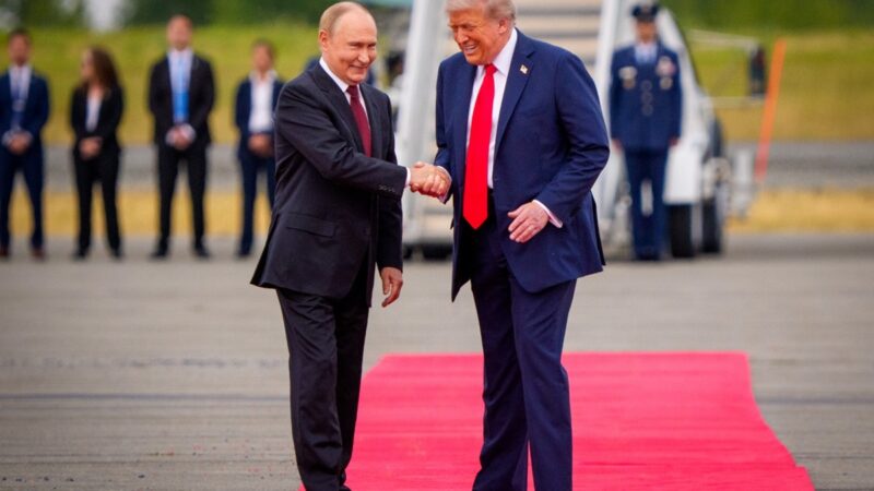 Kremlin responde Trump: “A Rússia é um urso, não ‘tigre de papel’”