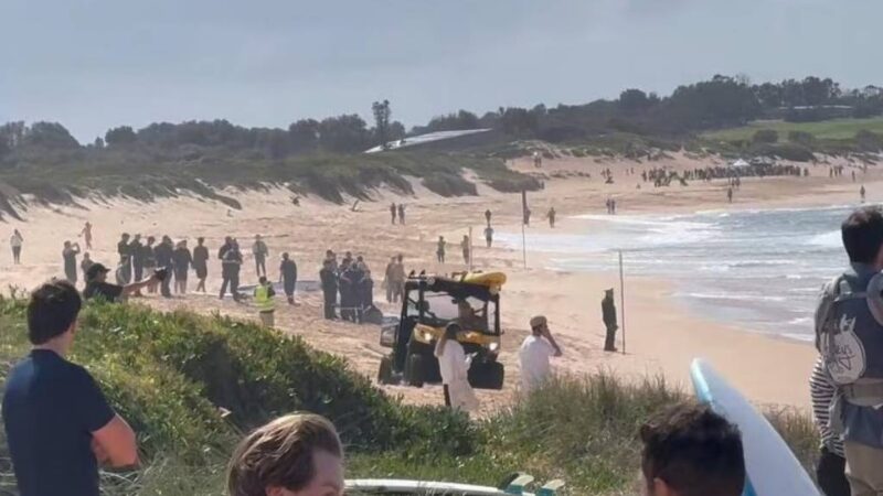 Surfista é morto após ataque de tubarão em praia na Austrália